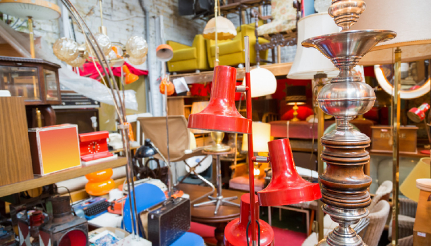 Rachat d'antiquités dans la Sarthe : découvrez l'expertise de ce brocanteur professionnel !